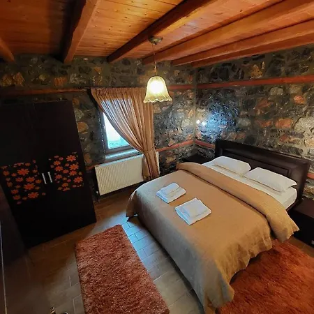 Gasthof Anesis Agios Athanasios (Pella)